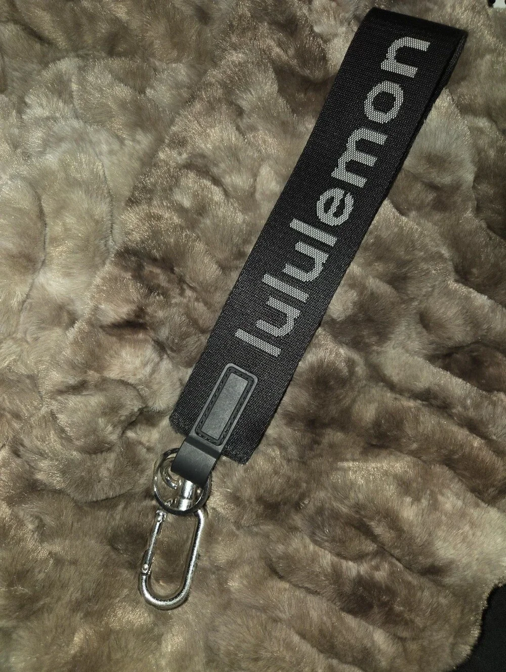 Lululemon Keychain Strap Black/grey